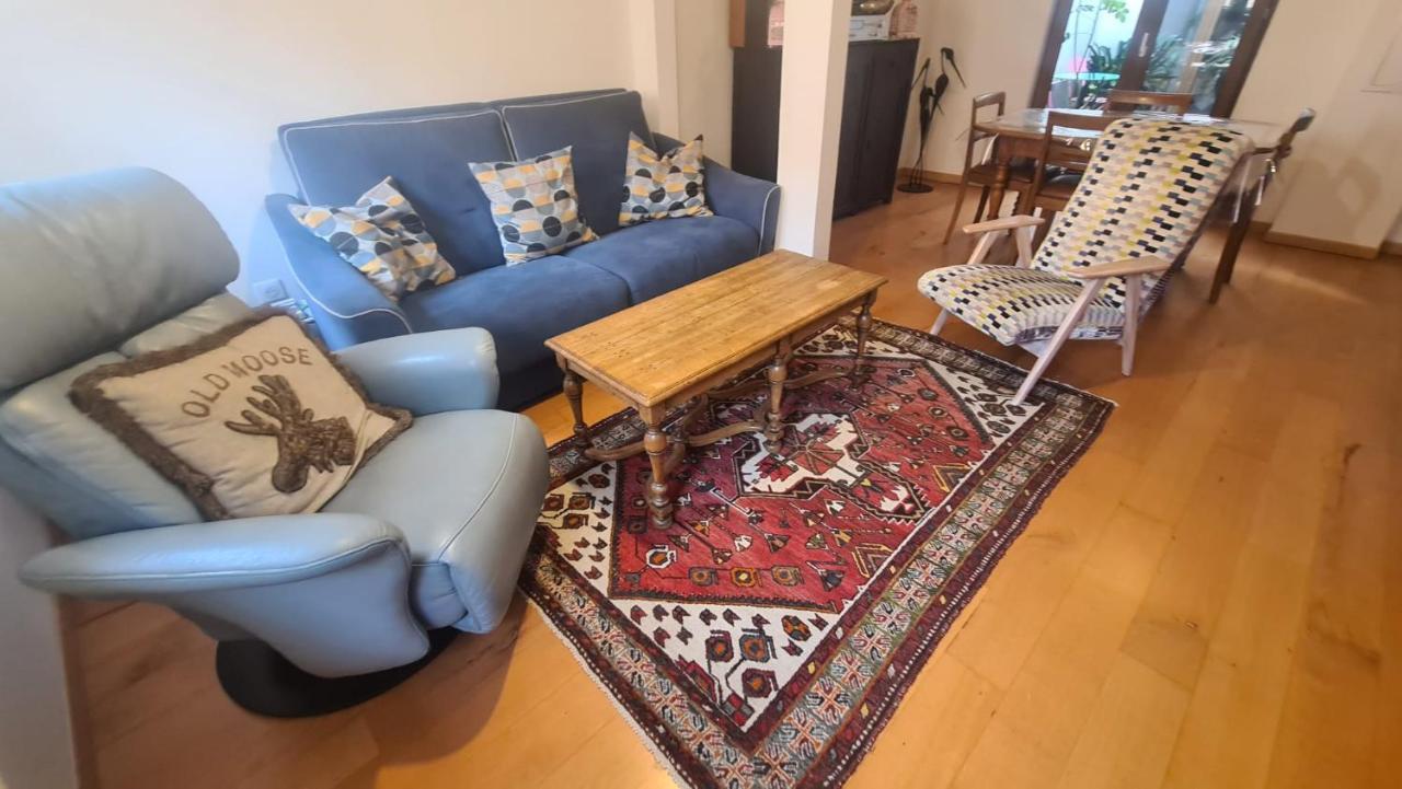 Le Bonheur Est Parfois Cache Dans L'Inconnu Apartment Selestat Bagian luar foto