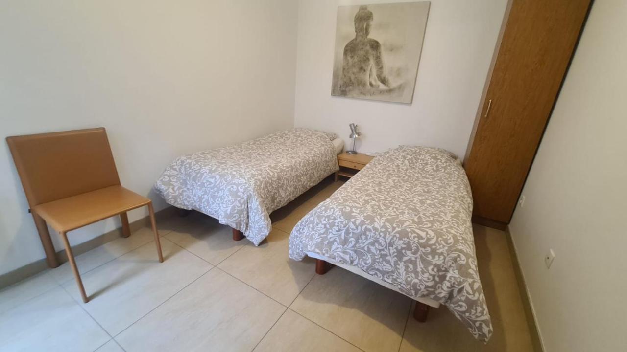 Le Bonheur Est Parfois Cache Dans L'Inconnu Apartment Selestat Bagian luar foto